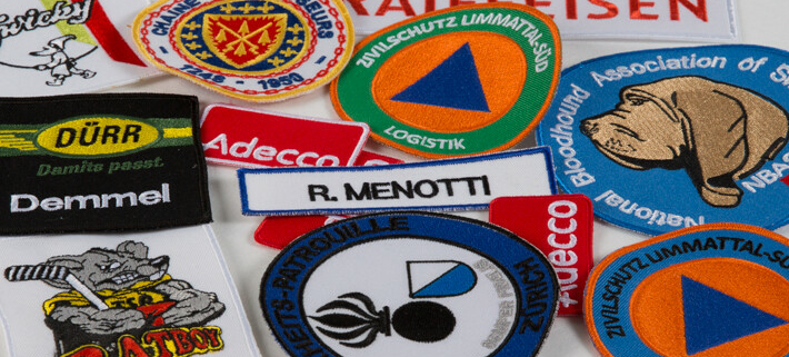 Patches oder Aufnäher sticken lassen