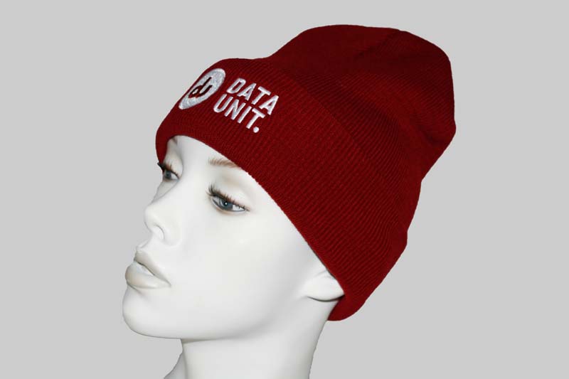 Data Unit Winterkappe bestickt